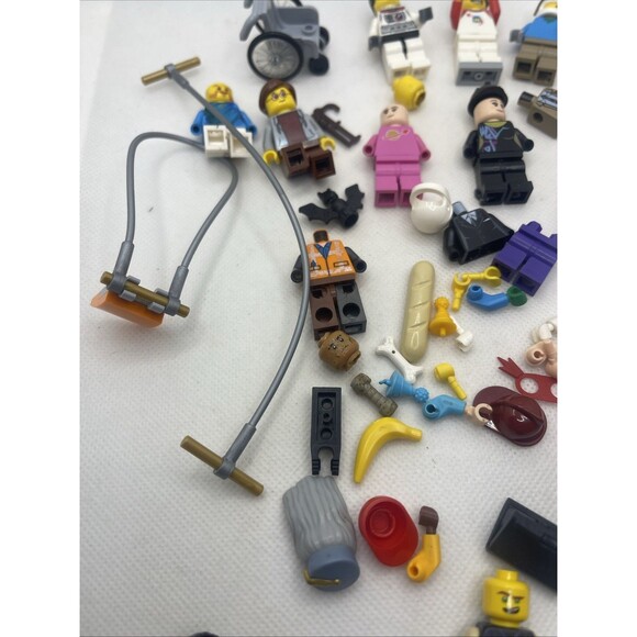 Lego Minifigures Random Lot Of 15 Plus Accessories & Parts - Picture 6 of 12